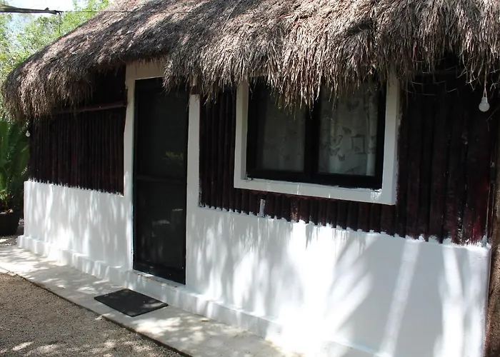 Cabanas La Alborada Hotel