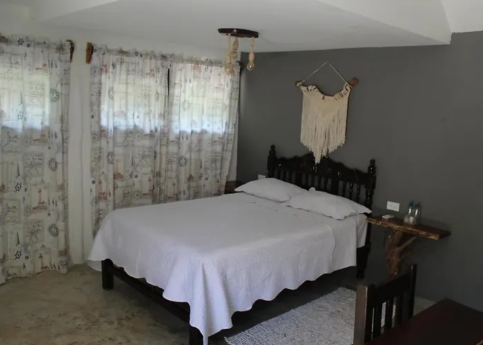 Cabanas La Alborada Hotel