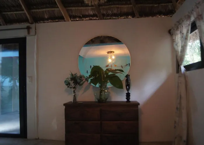 Cabanas La Alborada Hotel *